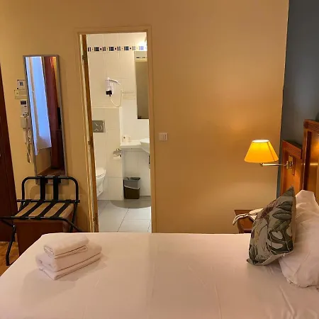 Hotel 121 Parijs