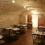 121 מלון 3*