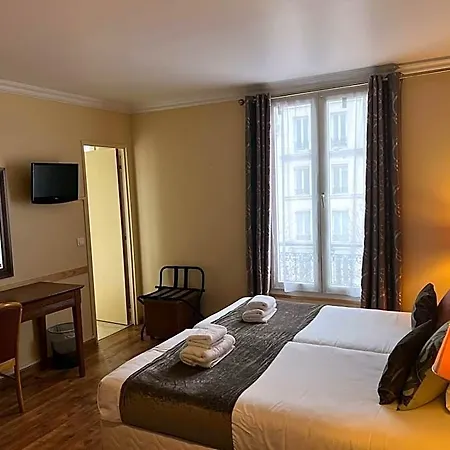 121 Hotel 3*