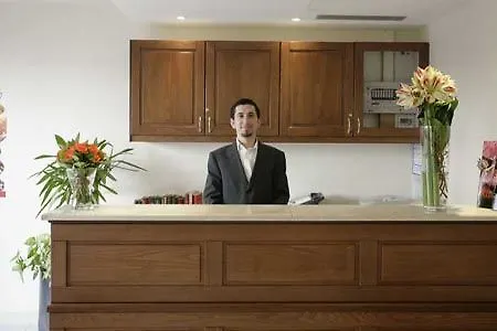 121 Hotel