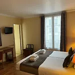Hotel 121